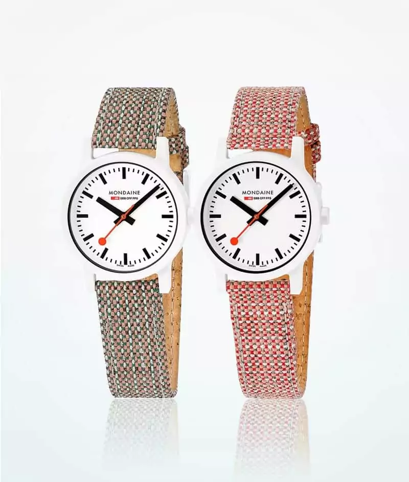 Reloj de pulsera Mondaine Essence para mujer 32 mm 01